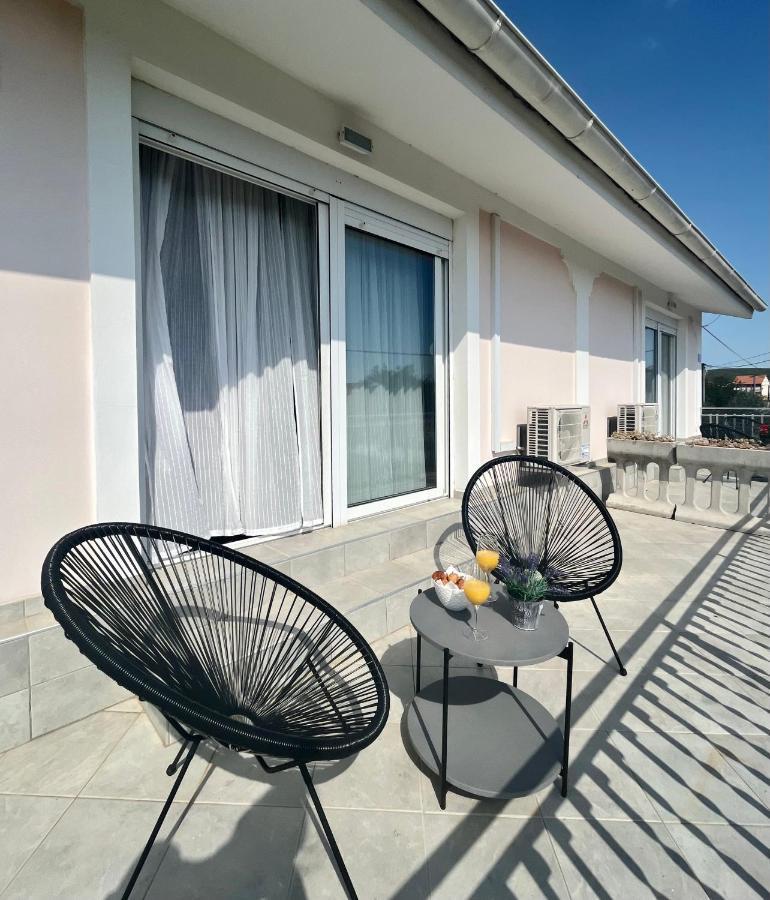 Apartments Tino & Leon Sukošan المظهر الخارجي الصورة